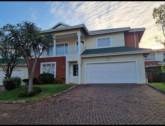 3 BEDROOM TOWNHOUSE RENTED IN EDGEMOUNT ESTATE